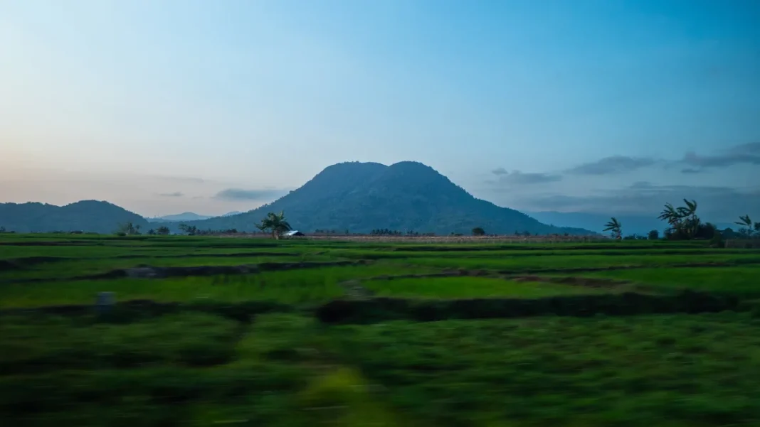 Few have heard of this scenic train journey through Indonesia (and it’s a bargain, too)