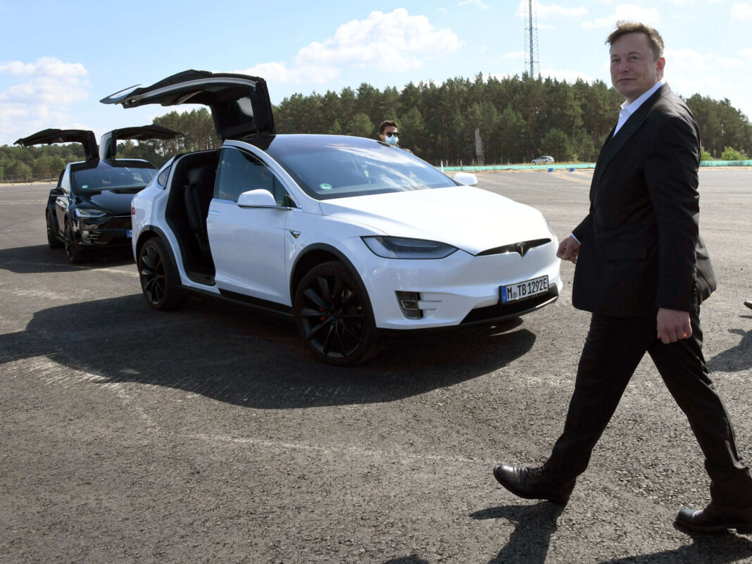 elon-musk’s-tesla-lobbied-uk-to-charge-petrol-drivers-more