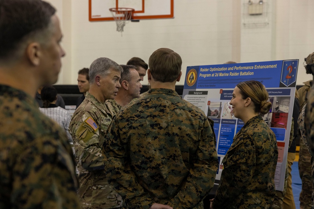a-caucus-of-military-veterans-seeks-to-bridge-the-political-divide-in-a-polarized-congress