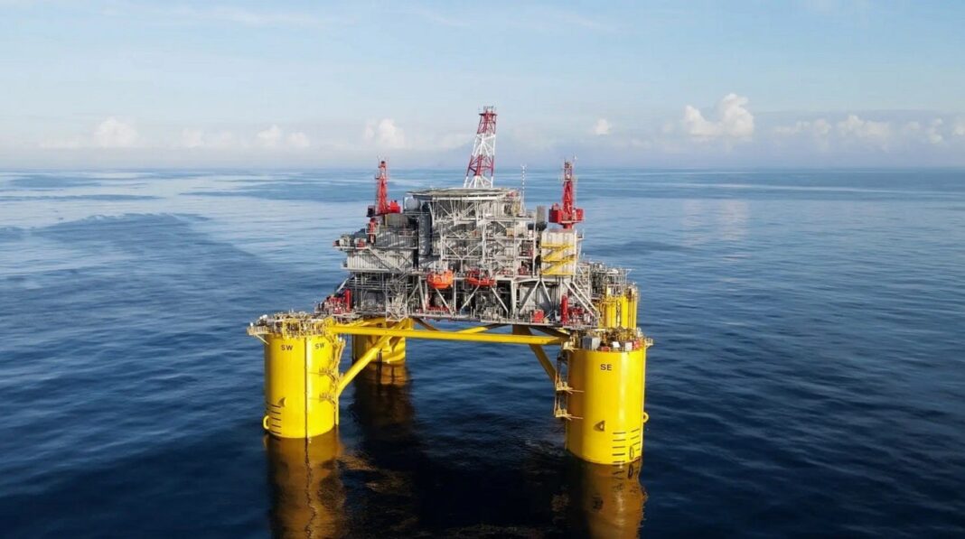 shell-and-equinor-plan-to-combine-forces-in-north-sea
