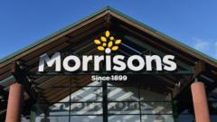 Morrisons customers say Christmas deliveries and discounts down