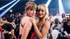female-pop-stars-celebrate-a-record-breaking-year-on-the-charts