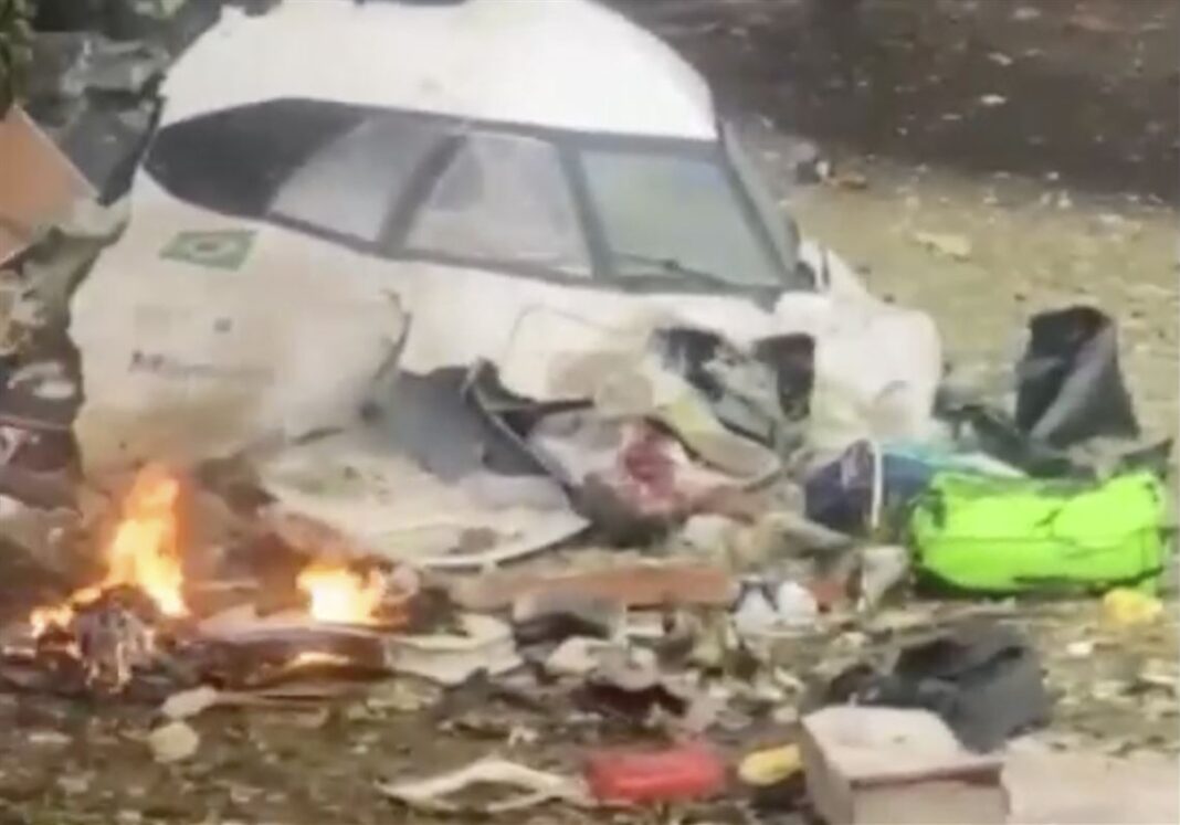 two-dead-after-plane-crashes-into-california-factory