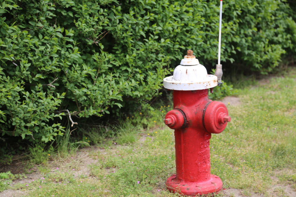 fire-hydrants-ran-dry-in-southern-california-just-when-they-were-needed-most