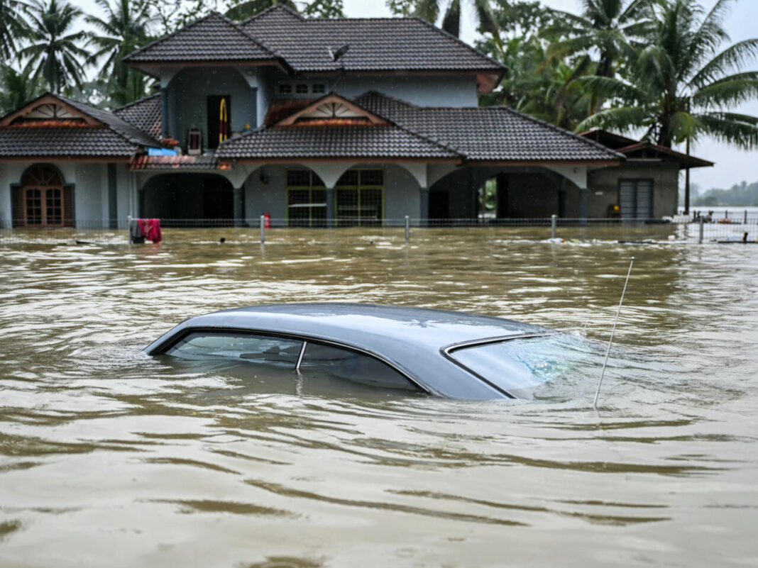 Mayotte hit by floods and mudslides from second storm Dikeledi