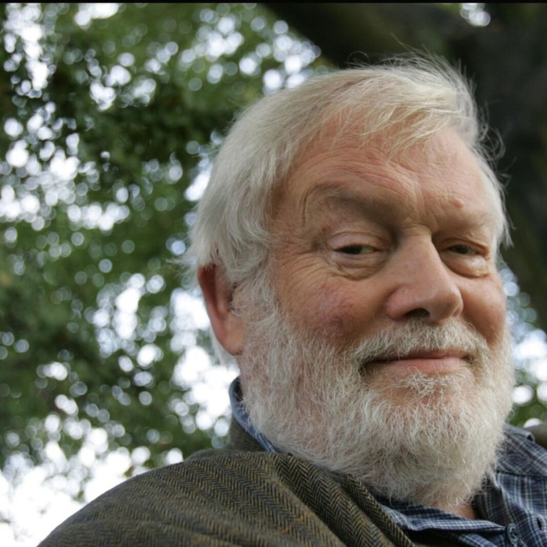 michael-longley:-acclaimed-ni-poet-dies-at-85 michael-longley:-acclaimed-ni-poet-dies-at-85