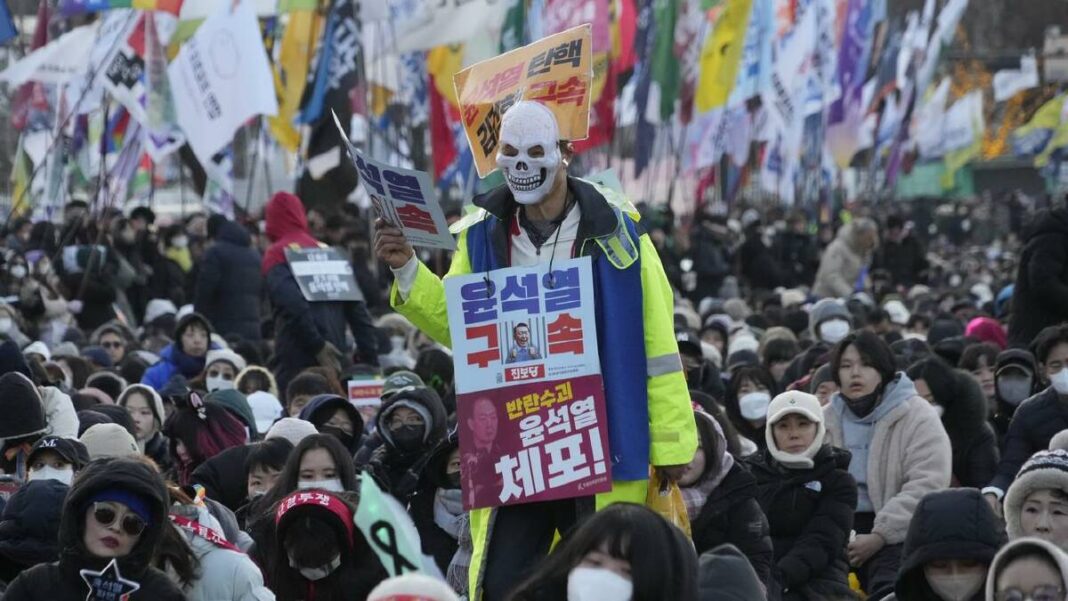 yoon-suk-yeol’s-arrest-fuels-divisions-in-south-korea