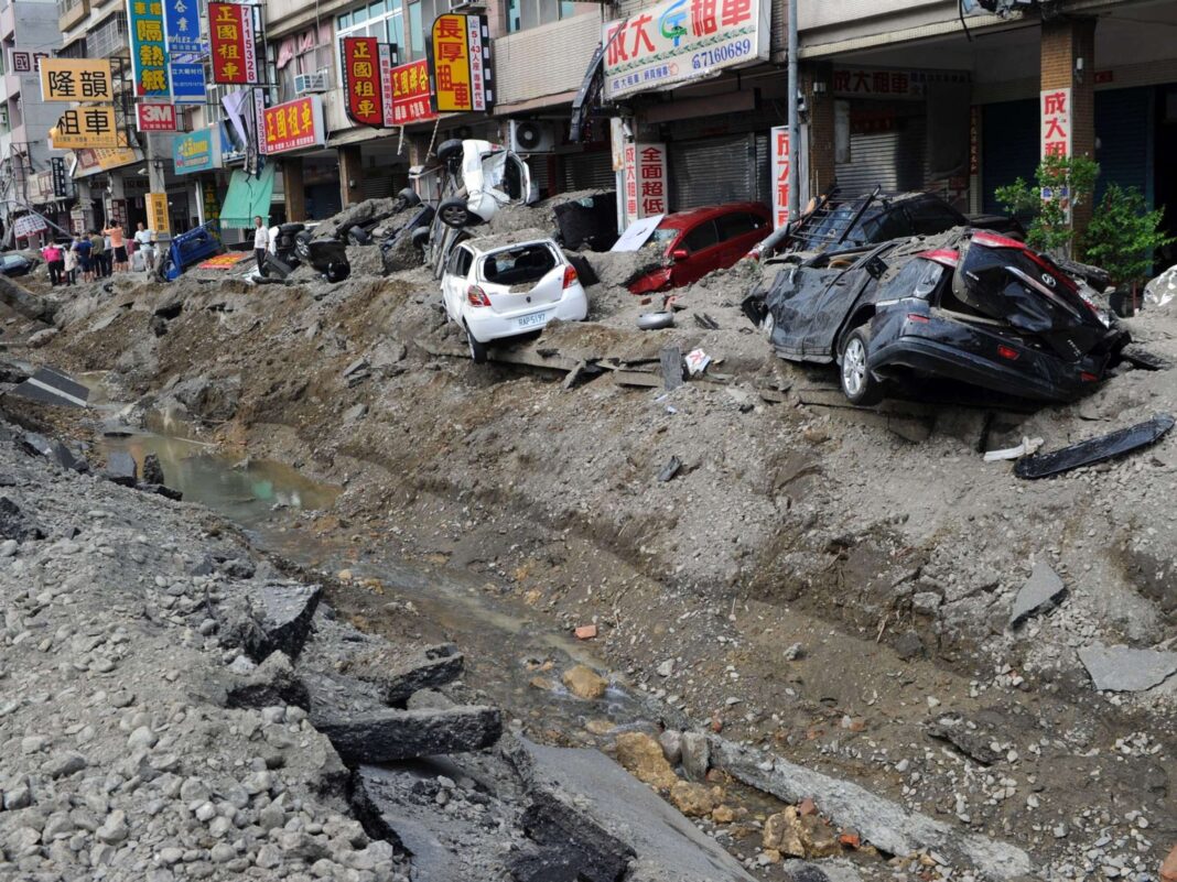 gas-explosion-at-taiwan-food-court-kills-4-and-leaves-8-hospitalized