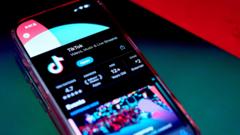 tiktok-returns-to-android-and-apple-app-stores-in-the-us