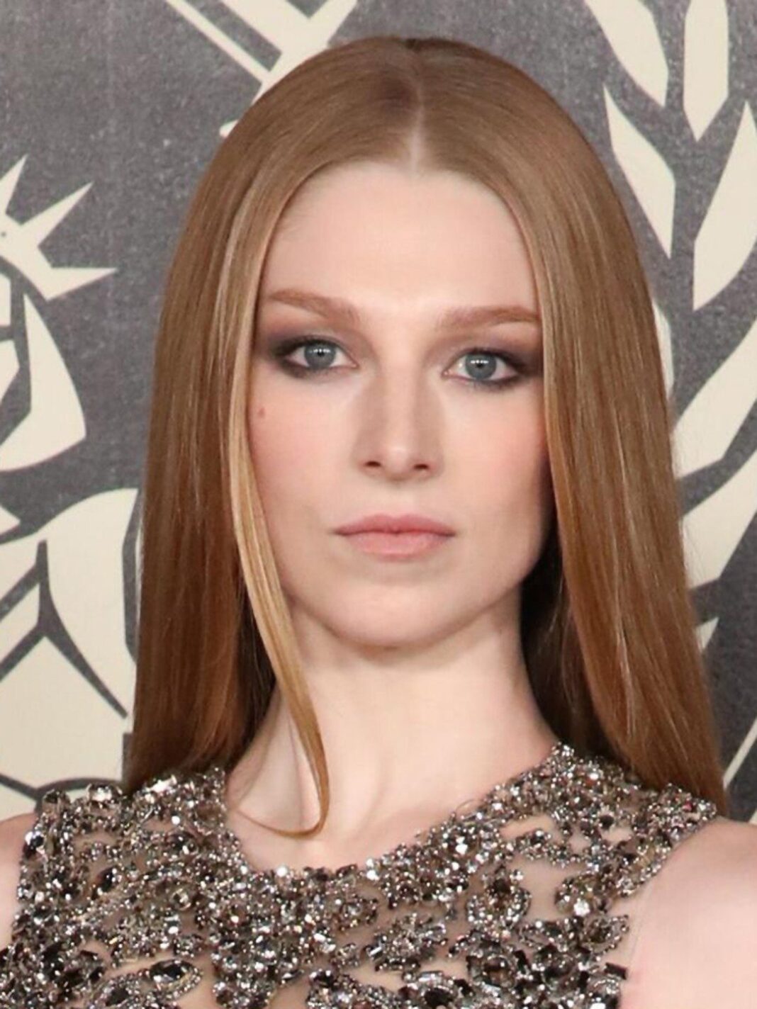 hunter-schafer:-trans-euphoria-star-says-new-passport-lists-her-as-male hunter-schafer:-trans-euphoria-star-says-new-passport-lists-her-as-male