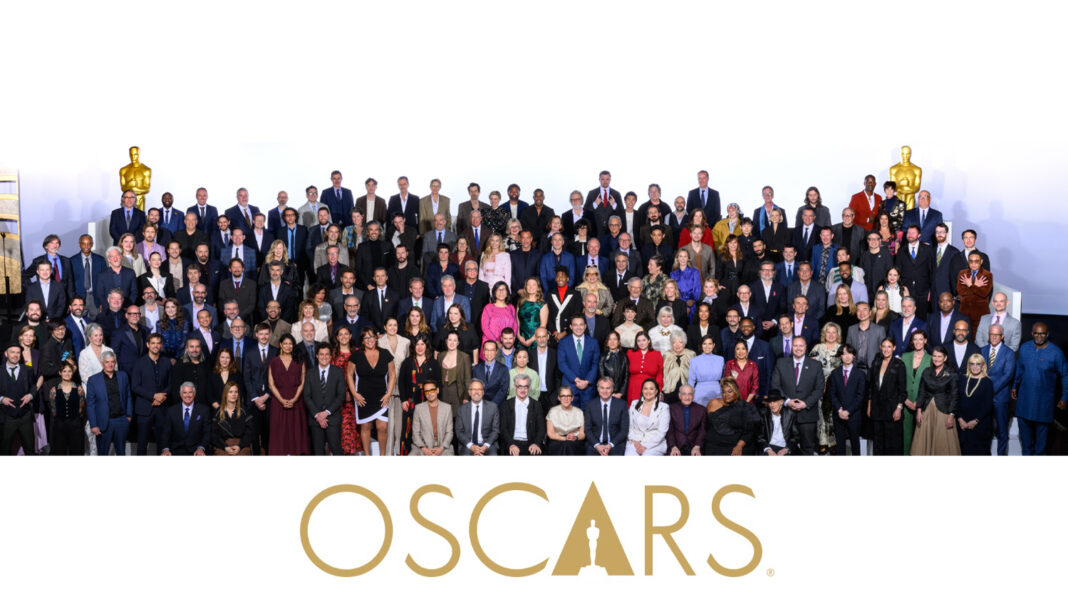 oscars-class-photo:-12-things-we-spotted-from-ariana-grande-to-timothe-chalamet