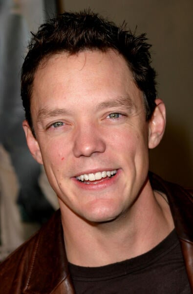 matthew-lillard-and-scott-foley-join-scream-7