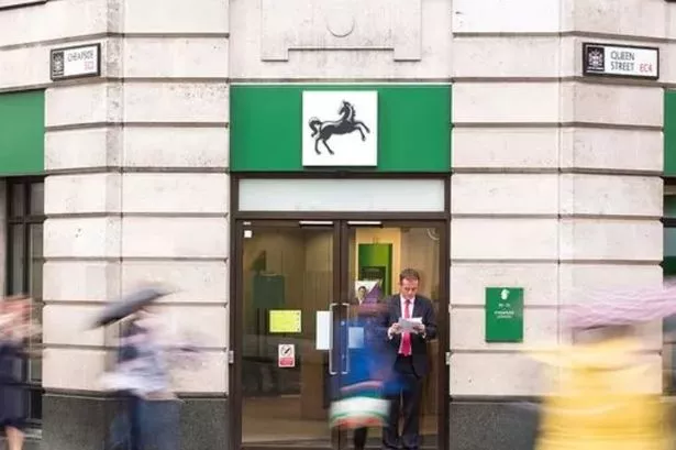 lloyds-bank-says-app-issues-fixed-after-payday-it-issue