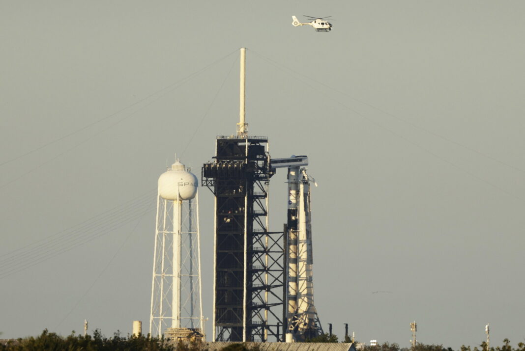 spacex-rocket-explodes,-raining-debris-from-sky-for-second-time-in-a-row