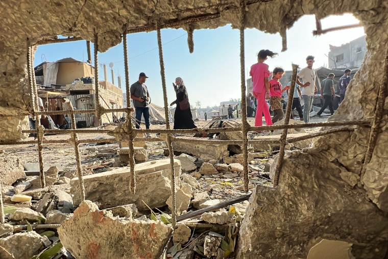 dozens-killed-in-clashes-between-syrian-forces-and-assad-loyalists