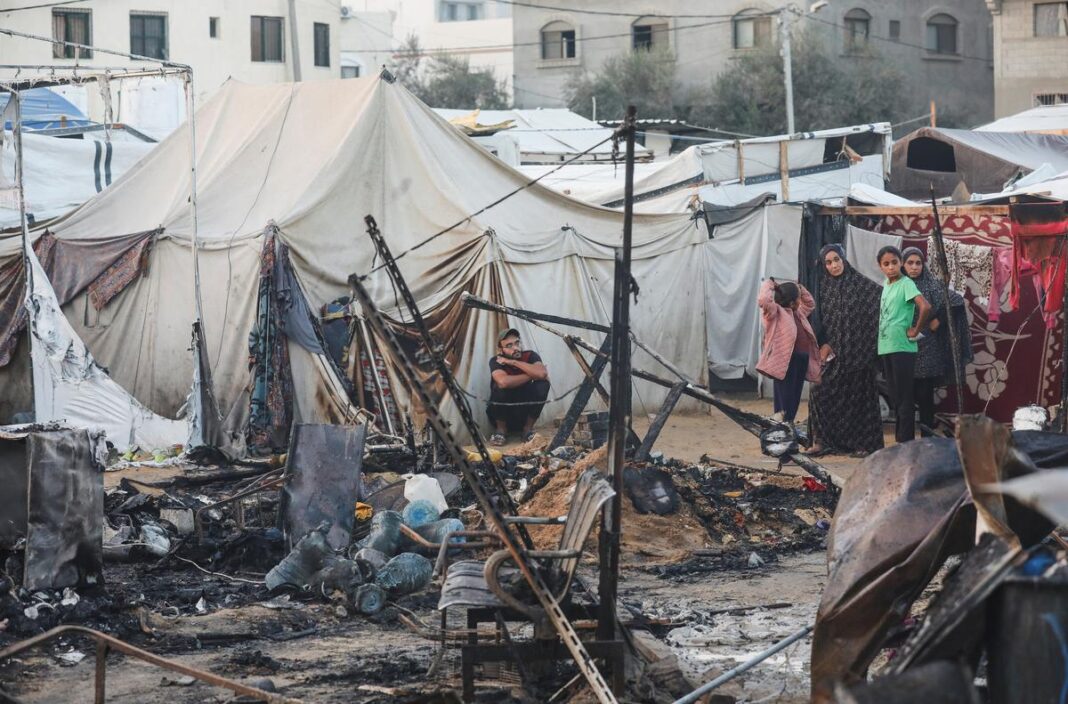 israeli-air-strike-on-hospital-kills-28-people-in-gaza,-civil-defence-says