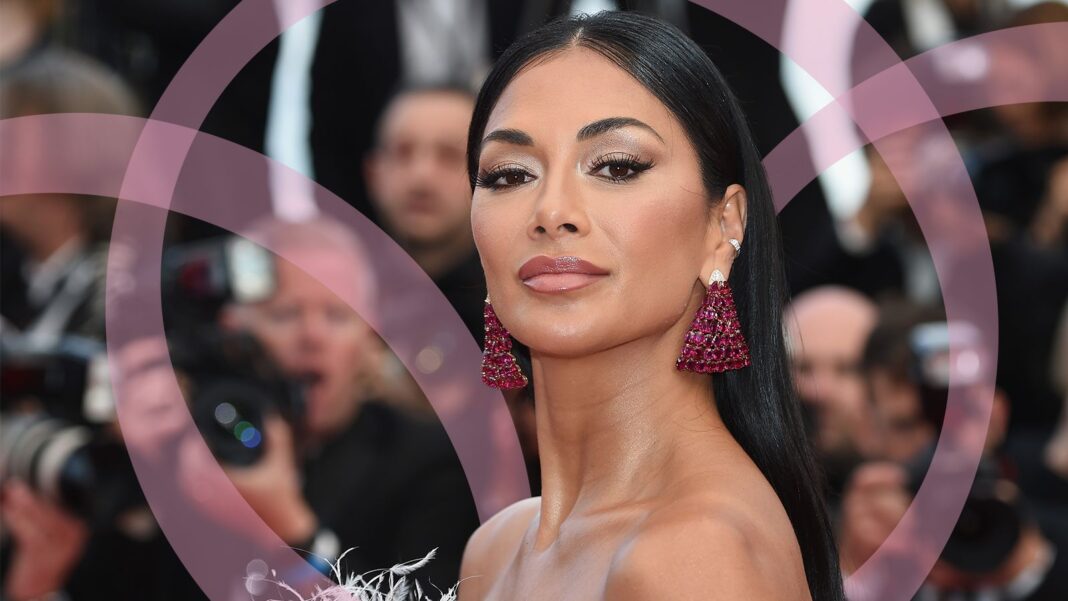 nicole-scherzinger-and-sarah-snook-win-top-prizes-at-tony-awards