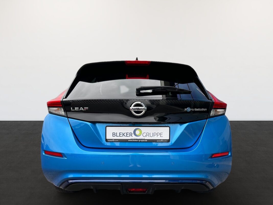 new-nissan-leaf-electric-car-to-be-built-in-sunderland