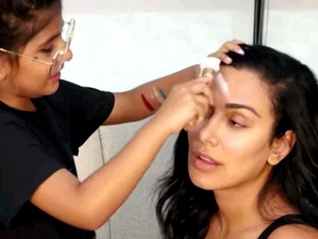 huda-kattan:-tiktok-removes-video-by-huda-beauty-boss-over-anti-israel-conspiracy-theories