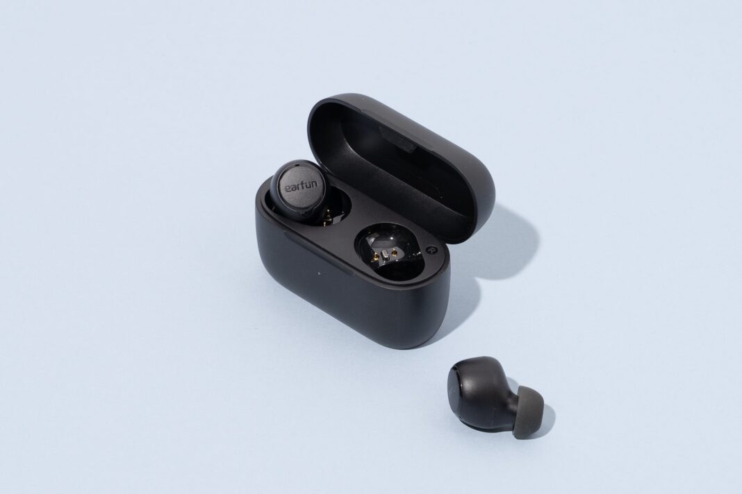 best-wireless-earbuds-to-buy-right-now-–-ign