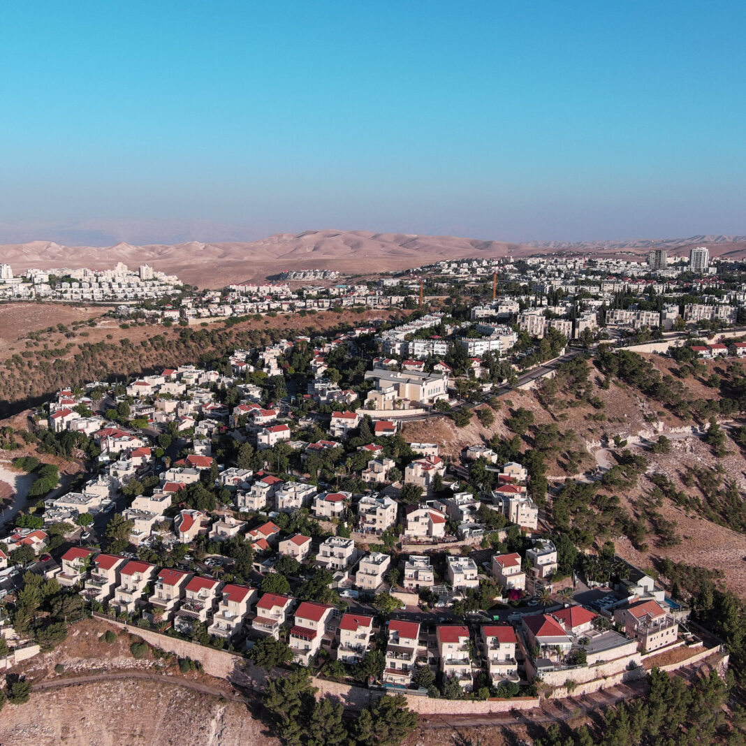 israeli-settlement-plans-will-‘bury’-idea-of-palestinian-state,-minister-says