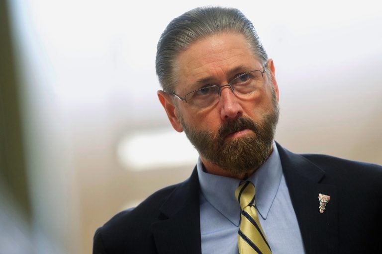 judge-weighs-detainees’-legal-rights-at-‘alligator-alcatraz’-in-florida-everglades