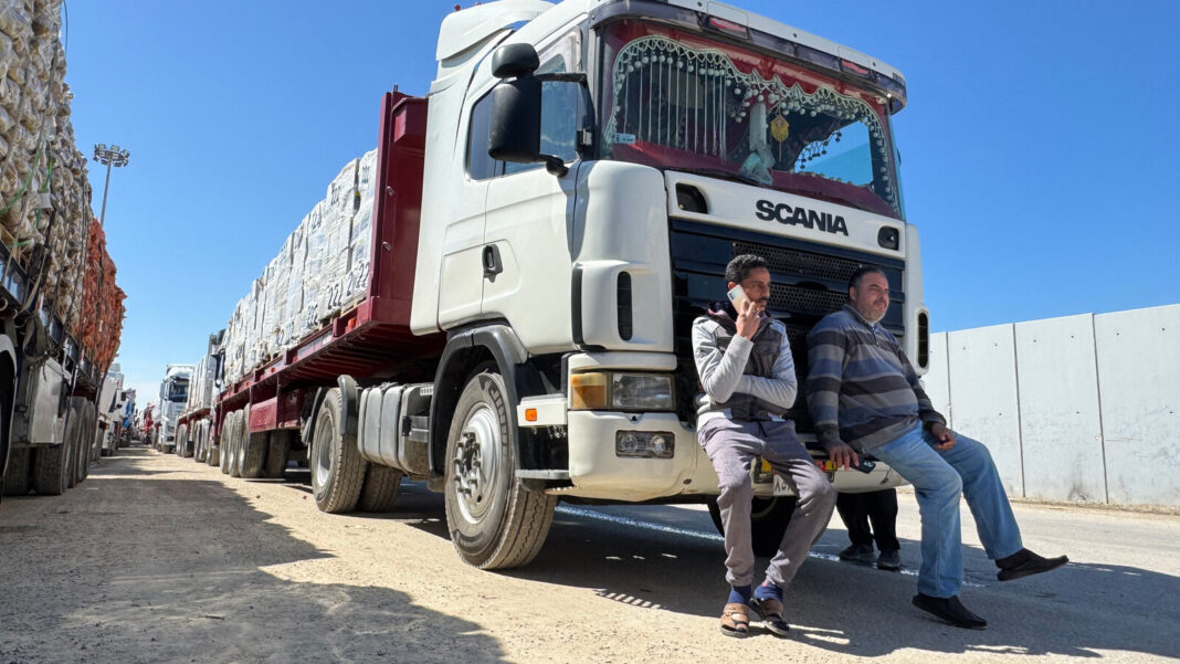 Israel-Gaza: 5,000 aid trucks await clearance at Rafah border