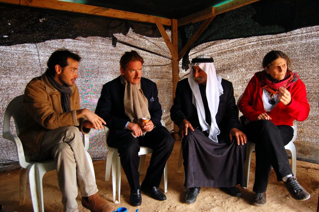 bbc-witnesses-israeli-settlers’-attack-on-palestinian-farm-in-west-bank
