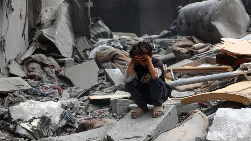 israeli-strikes-on-yemen’s-capital-kill-at-least-9-people-and-injure-scores,-the-houthi-rebels-say