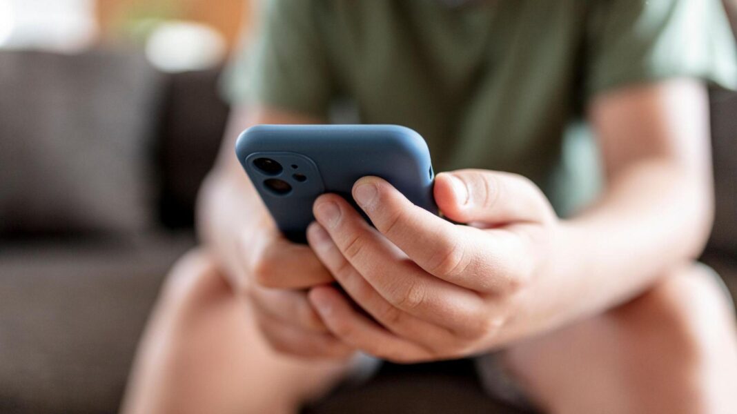 tiktok-‘recommends-sexual-content-and-porn-to-children’,-says-report