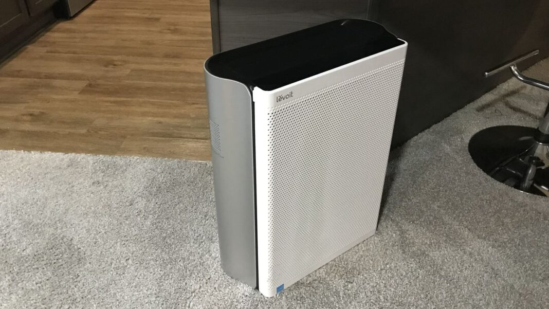 after-testing-more-than-50-air-purifiers,-this-one-is-my-go-to