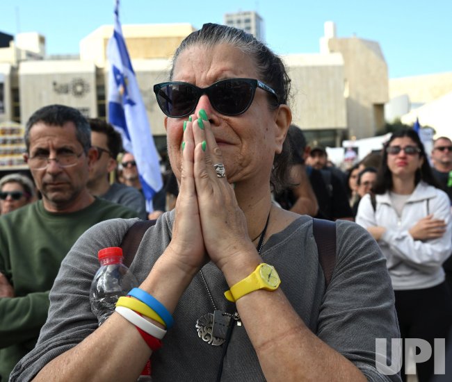 watch:-hostage-families-celebrate-after-gaza-breakthrough