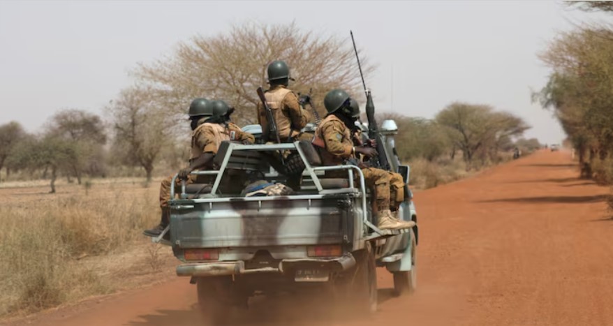 mali-jihadists’-fuel-blockade-hits-bamako:-‘business-is-at-a-standstill’