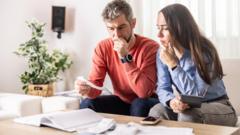 mortgage-rates-creep-back-up-as-lenders-show-caution mortgage-rates-creep-back-up-as-lenders-show-caution