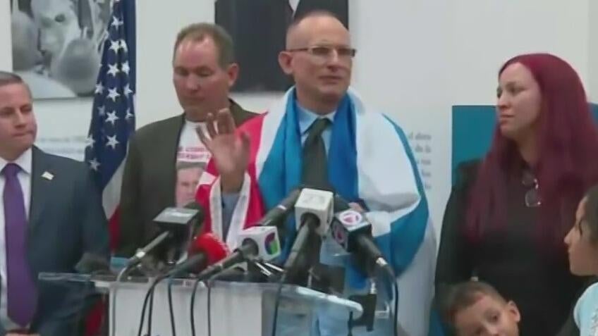 cuban-dissident-jos-daniel-ferrer-arrives-in-us-exile