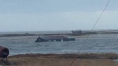 house-drifts-away-from-land-as-typhoon-hits-alaska