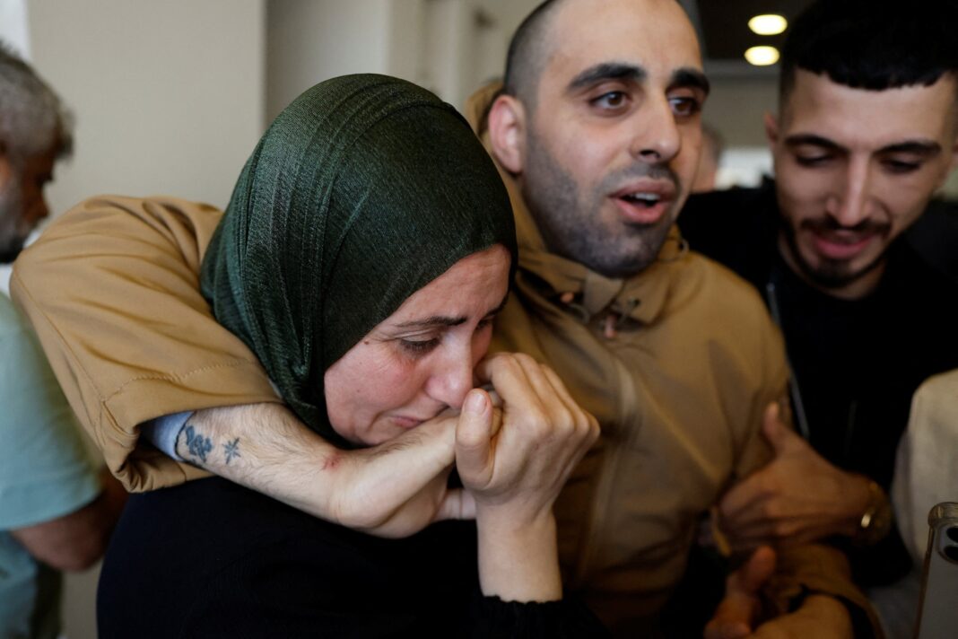 gaza:-freed-palestinian-detainee-comes-home-to-find-family-alive
