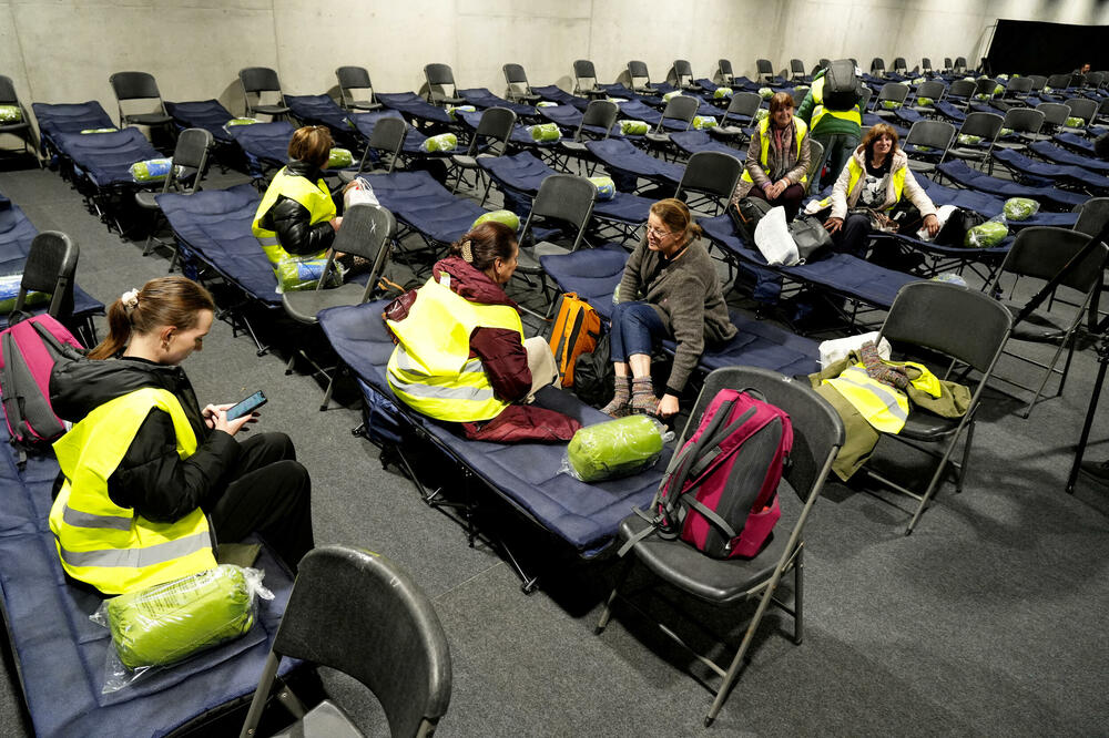 evacuees-detail-harrowing-scenes-of-flooding-in-coastal-alaska-villages-as-airlift-continues