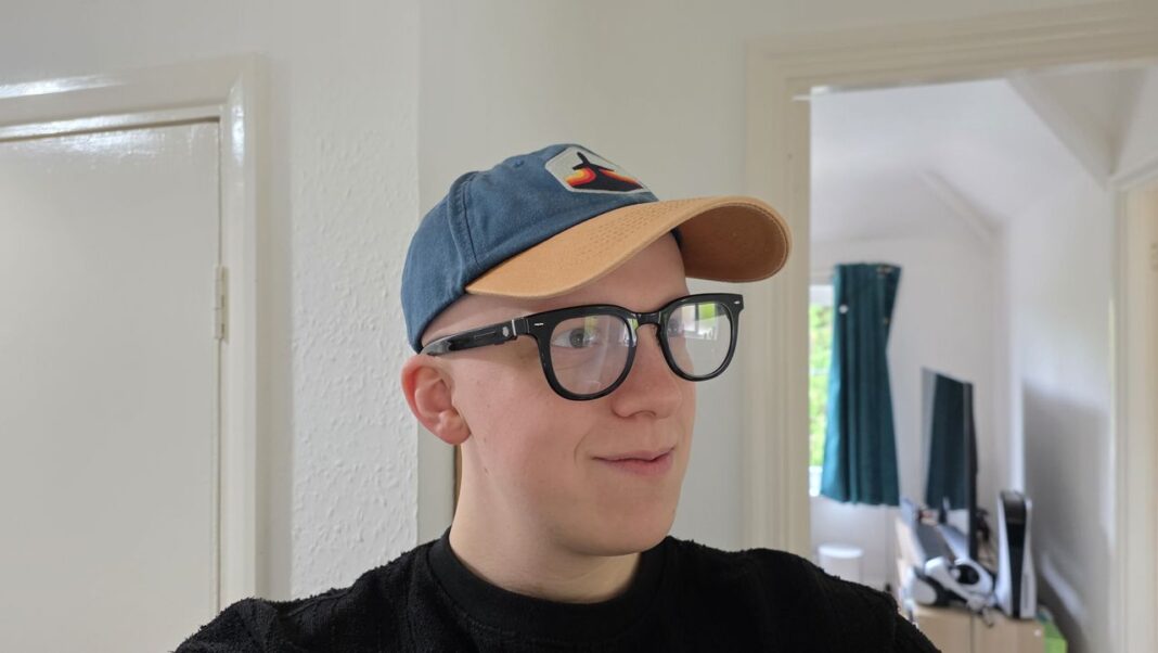 i’ve-tried-the-halliday-smart-glasses,-so-you-don’t-have-to-waste-your-time