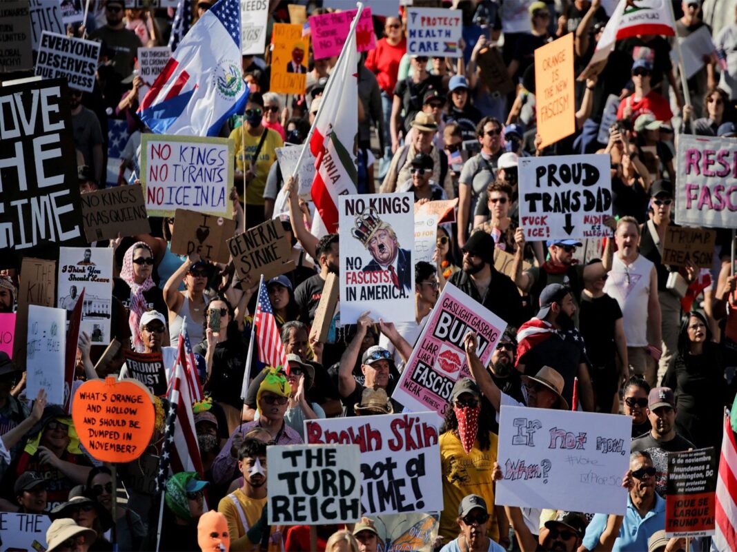 no-kings:-thousands-attend-anti-trump-protest-across-the-us