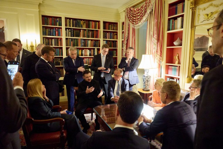 zelenskyy-says-his-meeting-with-trump-was-‘positive’-though-he-didn’t-get-the-tomahawk-missiles