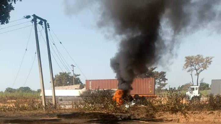 nigeria-tanker-explosion:-dozens-killed-scooping-fuel-in-niger-state