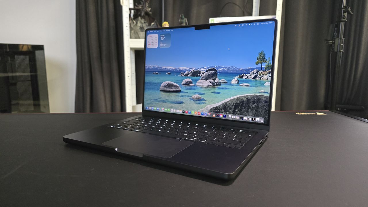 macbook-pro-m5-tests-show-apple-has-undersold-one-key-upgrade-–-and-it