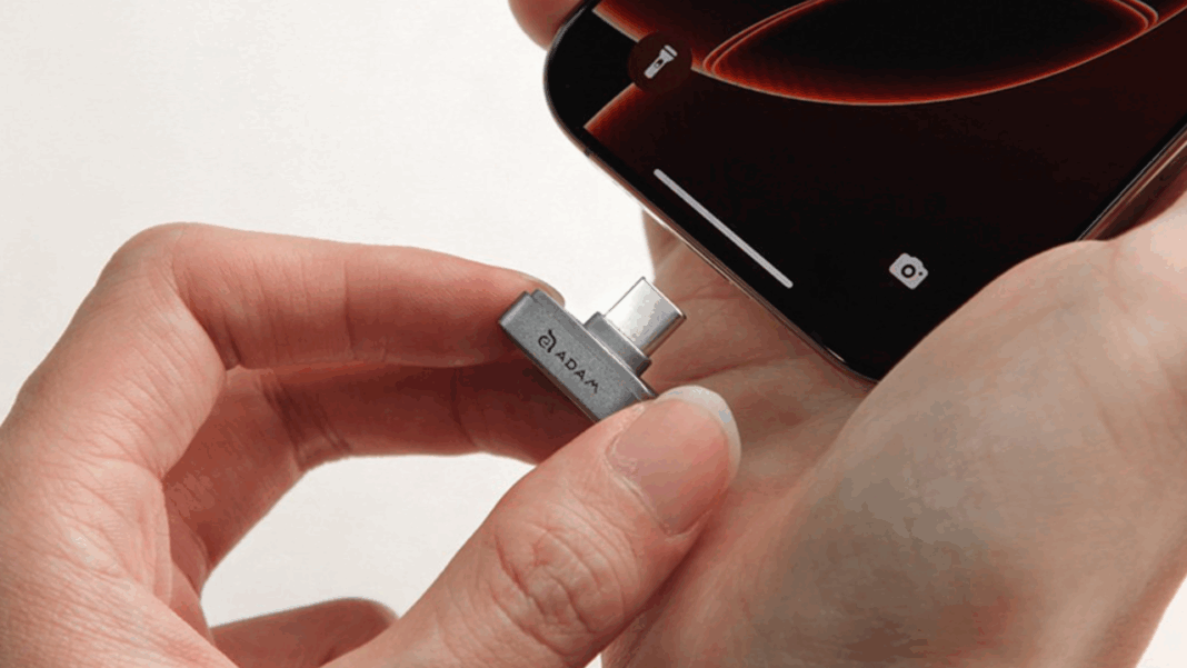 meet-the-thumb-sized-ssd-that-moves-gigabytes-in-seconds