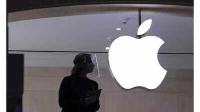 apple-claims-‘tremendous’-global-uptake-of-latest-iphones