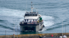 French coastguard rescues more than 100 migrants crossing Channel french-coastguard-rescues-more-than-100-migrants-crossing-channel