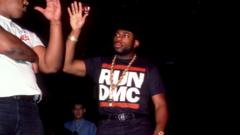 man-pleads-guilty-to-murder-of-run-dmc’s-jam-master-jay man-pleads-guilty-to-murder-of-run-dmc’s-jam-master-jay