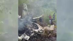 South Sudan plane crash kills all 15 on board south-sudan-plane-crash-kills-all-15-on-board