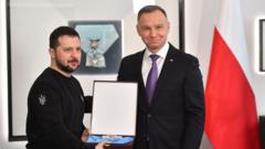 zelensky-returns-highest-polish-honour-after-award-stripped zelensky-returns-highest-polish-honour-after-award-stripped