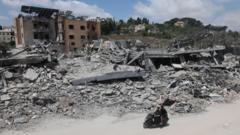 Israeli troops kill two in south Lebanon after lull in fighting, authorities say israeli-troops-kill-two-in-south-lebanon-after-lull-in-fighting,-authorities-say
